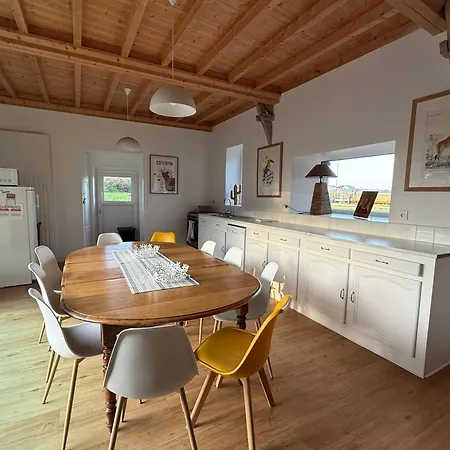 펜션 La Longere Des Souvenirs Entre & Campagne, Intendance Luxury Host *