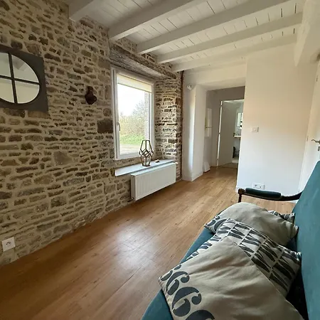 펜션 La Longere Des Souvenirs Entre & Campagne, Intendance Luxury Host Saint-Georges-de-la-Riviere